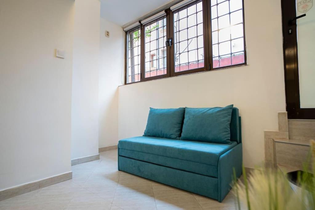 Studio With Courtyard Just Steps Away Vitosha Str صوفيا المظهر الخارجي الصورة
